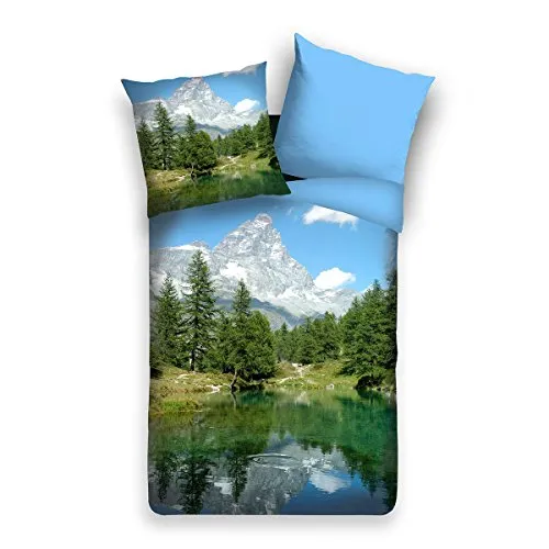 Traumschlaf Renforce Bettwäsche Set - Panorama Look Bergsee, 155x220 cm - Bettwäsche-Set aus hautsympathischem Renforcé, temperaturausgleichend und pflegeleicht. Mit attraktivem Bergsee-Design für das ganze Jahr geeignet.
