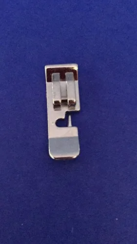 Nähmaschinenzubehör24 Kantennähfuß für Singer Chic, Concerto, Melodie, Style Plus (Schrägnadel)