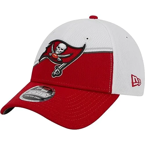New Era Tampa Bay Buccaneers NFL 2023 Sideline White Red 9Forty Stretch Snapback Cap - One-Size
