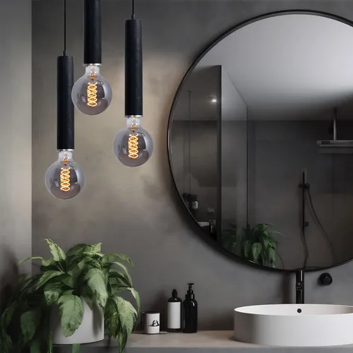 Hängelampe 3 flammig Holz - Elegante Pendelleuchte für Esstisch - Lampen – Stilvolle Hängelampe mit 3 schwarz-matten Holzylindern, individuell gestaltbar mit E27-Leuchtmitteln für perfektes Lichtambiente.