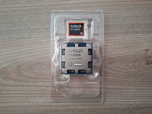 AMD Ryzen 9 9950X Prozessor 5,7GHz - High-Performance AM5 Prozessor mit 80MB Cache, ideal für Gaming und kreative Anwendungen.