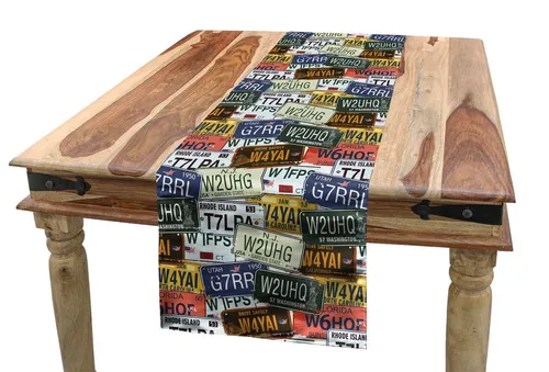 Abakuhaus Tischläufer Esszimmer Küche Rechteckiger Dekorativer Tischläufer, Vereinigte Staaten von Amerika Retro Auto Kfz-Kennzeichen