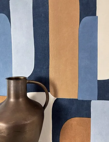 NEWROOM Vliestapete Blau - Modernes Grafikdesign in 3D Optik - Tapete mit hochwertigem Material, lichtbeständig und waschbar. Ideal für jeden Raum, inklusive Tapezier-Ratgeber für ein perfektes Ergebnis.