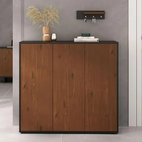 Schuhschrank MIRAN mit 3 Türen, Schwarz/Kastanie - Platzsparender Schuhorganizer für 25 Paar Schuhe - Der Schuhschrank MIRAN bietet mit kompakten Maßen von 109 × 100 × 35 cm eine effiziente Aufbewahrungslösung für Ihren Flur. Die moderne Farbkombination und die Push-to-Open-Funktion sorgen für eine stilvolle und praktische Nutzung.