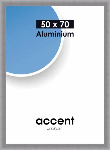 Nielsen Bilderrahmen Largo Str., Silber, Metall, 50x70 cm - Eleganter Bilderrahmen aus silberfarbenem Metall, ideal für Ihre Fotos im Format 50x70 cm. Klarglas-Abdeckung schützt vor Staub und verleiht Ihren Erinnerungen einen stilvollen Rahmen.