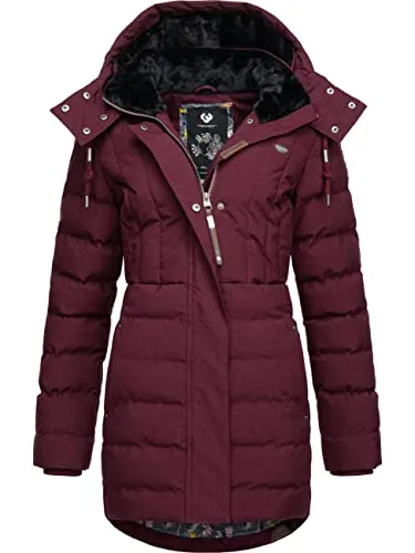Ragwear Damen Wintermantel Ashanta Wine Red XXL - Stylischer, wasserdichter Winterparka mit großer Kapuze und taillierter Passform, ideal für die kalte Jahreszeit. Hergestellt aus weichem, veganem Material mit modischer Steppung und praktischen Reißverschlusstaschen.