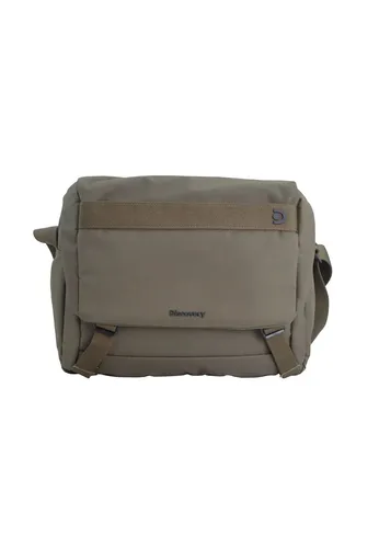 Discovery Downstown Schultertasche D00950 Khaki - Stylische Umhängetasche in Khaki, ideal für den täglichen Gebrauch. Aus nachhaltigem RPET Polyester gefertigt und bietet Platz für alles Wichtige.