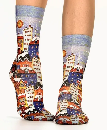 Damen WIGGLESTEPS Socken - ONE SIZE (Gr. 36/40) - Motiv: 03753 - XMAS Snowtown 2