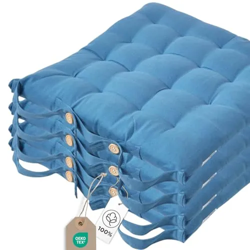 Homescapes 4er Set Stuhlkissen 40 x 40 cm, himmelblau - Stuhlkissen-Set mit Bändern und Knopfverschluss, 100% Baumwolle, weiche Polyester-Füllung für hohen Sitzkomfort, ideal für drinnen und draußen.