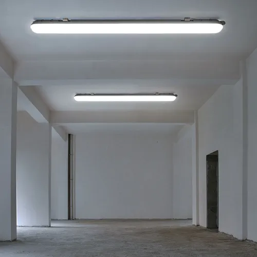 LED Wannenleuchte 48W 5760lm - Feuchtraumlampe für Garage und Halle - Lampen für Industrie und Werkstätten, strahlwassergeschützt mit IP65, 5760 Lumen für optimale Ausleuchtung, ideal für Nassräume.