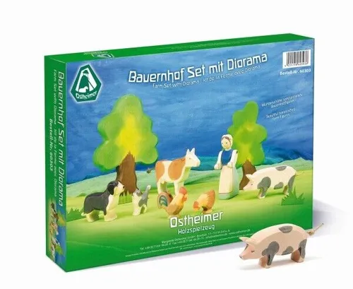 Ostheimer Bauernhof Set mit Diorama 8 tlg - Bauernhof Spielset für Kinder ab 3 Jahren, handgefertigt in Deutschland, fördert kreatives Spielen und soziale Interaktion.