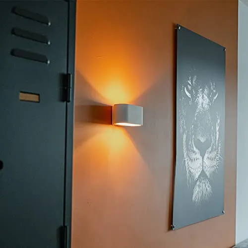 Qazqa Modern Wandleuchte Arles - Weiß, Oval, 40W, dimmbar - Elegante Wandlampe mit G9-Fassung, ideal für Flur, Küche, Schlafzimmer oder Wohnzimmer. Dimmbar mit passendem Leuchtmittel und externem Dimmer. Hochwertige Verarbeitung aus Gips für stilvolle Akzente.