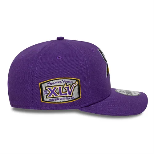 New Era 9Seventy Stretch Cap - SIDEPATCH Minnesota Vikings - Hüte & Mützen, stylische Snapback Cap für Fans der Minnesota Vikings, aus 100% Polyester für optimalen Tragekomfort und perfekte Passform.