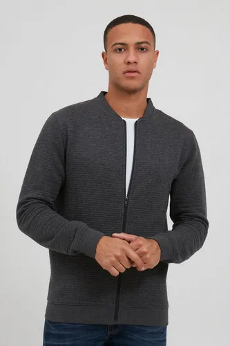 Indicode Sweatjacke IDBronte mit Reißverschluss - Entdecke die Indicode Sweatjacke IDBronte! Diese sportliche Herrenjacke aus weichem, atmungsaktiven Material bietet optimalen Tragekomfort und vielseitige Stylingmöglichkeiten für jeden Anlass.