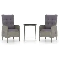 vidaXL 3-tlg. Bistro-Set aus Poly Rattan und Glas in Grau - Gartenmöbel-Set mit pulverbeschichtetem Stahlrahmen, leicht umstellbar und wetterfest. Ideal zum Entspannen im Freien mit geschwungenen Rückenlehnen für höchsten Komfort.