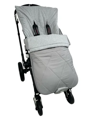 Kaiser Fußsack Sommerfußsack Aurora - light grey für Kinderwagen und Buggy - Fußsack für Kinderwagen, ausgestattet mit durchgängigen Gurtschlitzen und aus hochwertigem Baumwoll-Jersey, ideal für den Sommer und Pflegeleicht bei 30° waschbar.