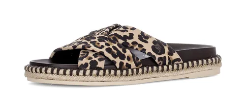 Gabor Pantolette Plateau in Beige, modischer Sommerschuh 38 EU (5 UK) - Stilvolle Pantolette mit 2,5 cm Plateauhöhe und animal-print Design. Ideal für einen lässigen Look und komfortabel im Alltag. Aus Ziegenveloursleder und Synthetik gefertigt.