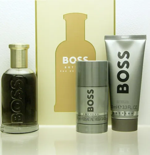 BOSS BOTTLED PARFUM CASE 3 pcs - Parfüm-Geschenkset mit 3 Teilen: 100 ml Parfüm, Duschgel und Deostick. Ein eleganter, maskuliner Duft mit Weihrauch und Mandarine, ideal für besondere Anlässe.