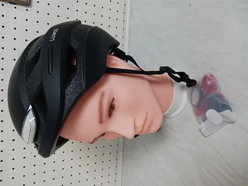 Lumos Ultra Fahrradhelm mit Licht und Blinker