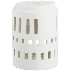 Kähler Urbania Lichthaus Little Tower H11.5 Weiß - Kerzenständer mit handgeschnittenen Fenstern, schafft ein bezauberndes Licht- und Schattenspiel für eine stilvolle Atmosphäre in jedem Raum.