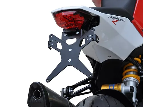 ZIEGER Kennzeichenhalter X-Line für Husqvarna Nuda 900 - Motorradzubehör, hochwertiger Kennzeichenhalter in Schwarz, inklusive Montagematerial für einfache Installation und optimalen Halt.