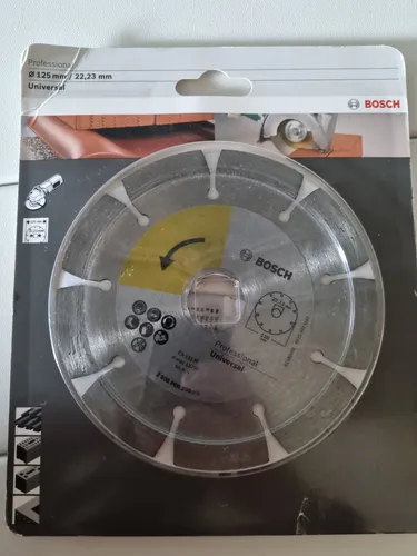 Bosch Diamanttrennscheibe Best for Universal, 125 mm - Hochwertige Diamanttrennscheibe für präzise Schnitte, ideal für vielseitige Anwendungen im Bau- und Renovierungsbereich.