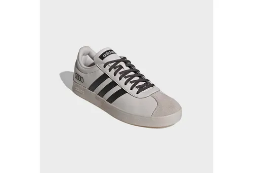 adidas Unisex Audi F1 Team VL Court Schuhe, Chalk Pearl/Utility Black/hi-Res red, 42 EU