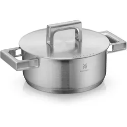WMF Ultimate Cool Kochtopf klein 20 cm - Kasserolle aus strapazierfähigem Cromargan Edelstahl mit wärmereduzierenden Griffen und praktischer Innenskalierung – ideal für alle Herdarten, spülmaschinengeeignet und backofengeeignet bis 250°C.