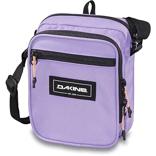 Dakine Field Bag 2L Umhängetasche Violet - Umhängetasche mit 2L Volumen, ideal für Wertsachen. Vielseitig mit abnehmbarem Schultergurt, der auch als Gürteltasche genutzt werden kann. Perfekt für Reisen und den Alltag.