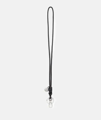 Liebeskind Berlin Schlüsselanhänger Knot aus Ziegenleder - Entdecken Sie den eleganten Schlüsselanhänger von LIEBESKIND BERLIN, der zeitloses Design mit vielseitiger Funktionalität verbindet. Ideal für den urbanen Alltag und ein stilvolles Accessoire.