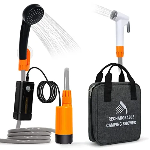 Koopsmate tragbare Campingdusche，LED-Licht，abnehmbare Batterie Camping Duschpumpe, tragbarer Outdoor Duschkopf, Wasserpumpe aus Eimer in stabilen und milden Duschkopf, verwendet für Camping und Reisen