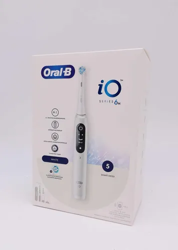 Oral-B iO Series 6N White - Elektrische Zahnbürste mit Reiseetui, 15% Rabatt auf Zubehör während der Garantiezeit