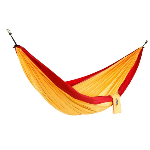 Doppel Outdoor Reisehängematte von Ticket To The Moon - feuerrot-goldgelb - Ideal für Abenteuer: Diese mobile Hängematte aus robustem Nylon ist sofort einsatzbereit und perfekt für entspannte Stunden in der Natur. Wetterfest und farbenfroh!