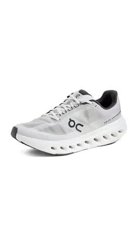 ON Damen Laufschuhe Cloudsurfer Next Wide - Laufschuhe für Damen mit weicher CloudTec Phase für ein leichtes Laufgefühl. Ideal für Sport und Outdoor-Aktivitäten.