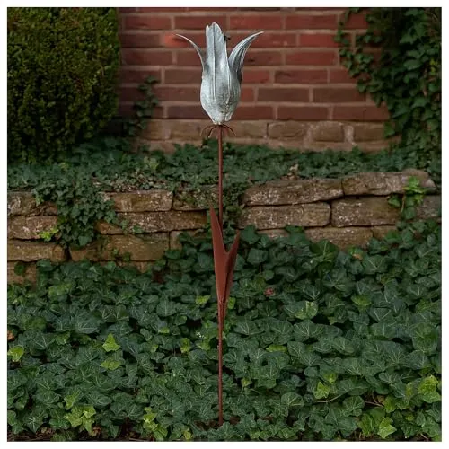 Blumenstecker Celia aus Metall in Rostoptik Gartenstecker Dekostab floral Metall HTI living