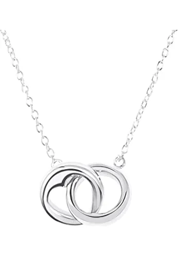 s.Oliver Damen Kette mit Herz-Anhänger aus 925 Sterling Silber - Elegante 42+3 cm lange Kette aus glänzendem 925 Sterling Silber mit Herz-Anhänger, perfekt als Geschenk in einer Schmuck Geschenk Box.