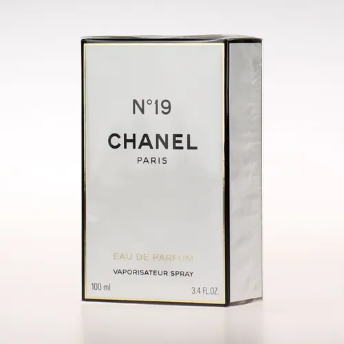 Chanel No. 19 Eau de Parfum 100 ml von CHANEL