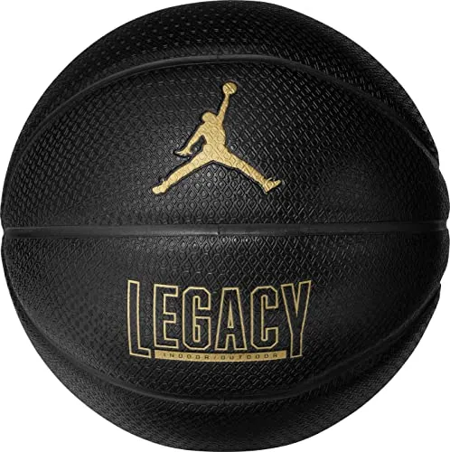 Jordan Legacy 2.0 8P In/Out Ball J1008253-051 - Unisex Basketball, strapazierfähige Gummihülle für optimale Spielsicherheit und vielseitigen Einsatz drinnen und draußen.