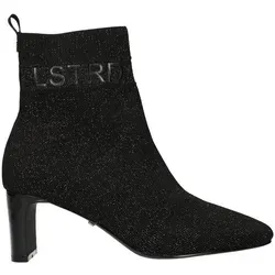 La Strada Klassische Stiefeletten für Damen - Wanderschuhe mit normaler Schaftweite, ideal für stilvolle Outdoor-Aktivitäten und komfortables Gehen.