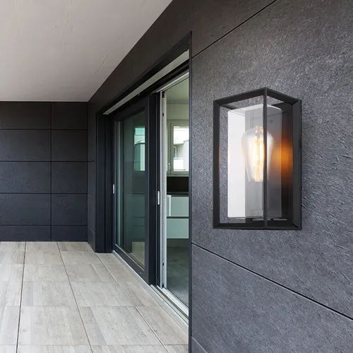 Elegante Außenleuchte Wandleuchte IP44 schwarz - Lampen für den Außenbereich, stilvolle Wandleuchte mit IP44-Schutzklasse für wetterfeste Nutzung und eleganter Lichtausstrahlung in Gärten und Hauseinfahrten.
