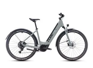 Cube E-Bikes bis 2500 Euro von CUBE