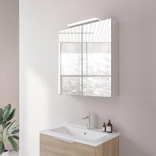 Bernstein Spiegelschrank NEO mit LED-Beleuchtung - Eleganter 2-türiger Spiegelschrank NEO, wahlweise in 60cm & 80cm, mit Soft-Close-Funktion und innenliegender Steckdose für maximalen Komfort im Badezimmer.