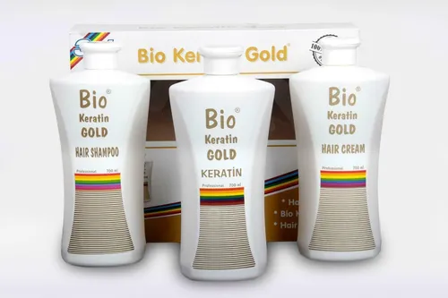 Bio Keratin Gold Haarpflege-Set 700ml - Hochwertige Keratin-Behandlung für glattes und gepflegtes Haar. Mit Anti-Frizz-Effekt, ideal für die tägliche Haarpflege und stylisches Styling.