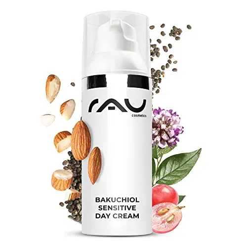 RAU Cosmetics Bakuchiol Sensitive Day Cream - Anti-Aging-Creme - Hochwertige Gesichtscreme mit Bakuchiol für geschmeidige Haut. Regt die Collagensynthese an und schützt vor UV-Strahlen. Ideal für empfindliche und zu Unreinheiten neigende Haut.
