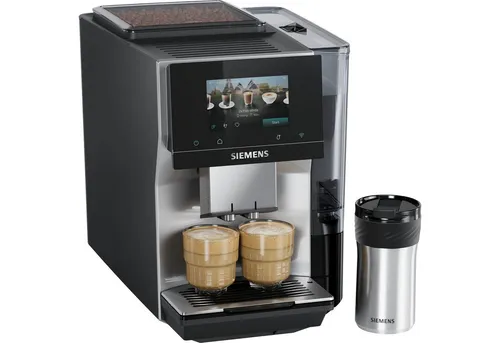 SIEMENS Kaffeevollautomat EQ700 TP725ET7 – Vielseitiger Kaffeegenuss - Erlebe mit dem SIEMENS EQ700 TP725ET7 über 40 Kaffeespezialitäten auf Knopfdruck. Dank intuitivem Touch-Display und personalisierbaren Einstellungen wird jeder Kaffee zum individuellen Genuss. Perfekt für jeden Kaffeeliebhaber.
