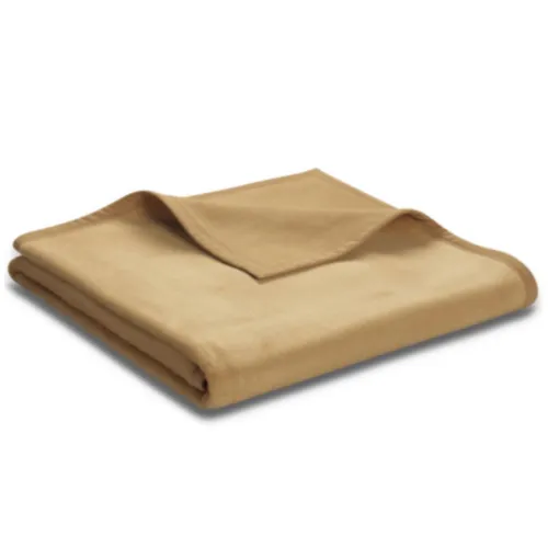 Biederlack Unicolour Wohndecke 150x200cm in Kamel - Moderner Wohnstil: Einfarbige Decke aus 58% Baumwolle, ideal für gemütliche Abende in Wohnzimmer oder Schlafzimmer. Pflegeleicht bei 30° Maschinenwäsche.