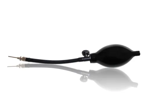 Full Force Helmpumpe mit kurzer Nadel - schwarz von Full Force Wear