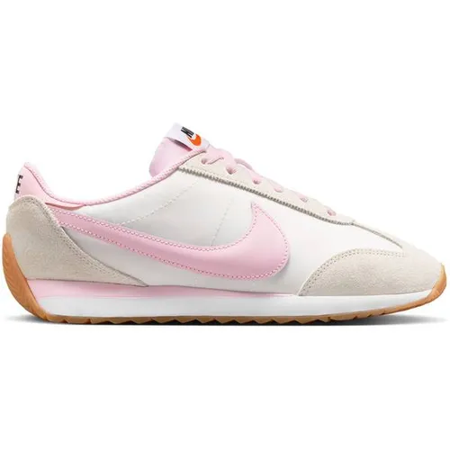 Nike Sportswear Pacific Sneaker Weiß 40 EU - Sportlicher Sneaker in Größe 40 mit hochwertigem Leder- und Textilobermaterial. Fällt klein aus, daher eine Größe größer bestellen. Ideal für den täglichen Einsatz und mit hoher Dämpfung für Komfort.