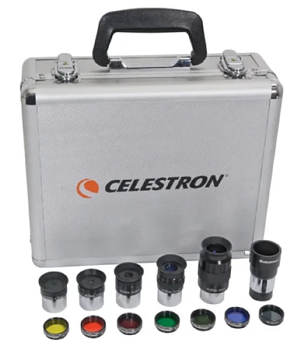 Celestron Okularset 1,25 Zoll - 5 hochwertige Okulare mit Koffer - Teleskopokulare mit 5 Plössl-Okularen, 2-fach Barlow-Linse und 6 Farbfiltern für detailreiche Himmelsbeobachtungen. Stabiler Aluminiumkoffer für sichere Aufbewahrung.