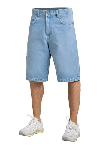 Reell Solid Short Light Blue 33 - Herren-Shorts aus leichtem Material, perfekt für warme Tage und lässige Freizeitlooks.